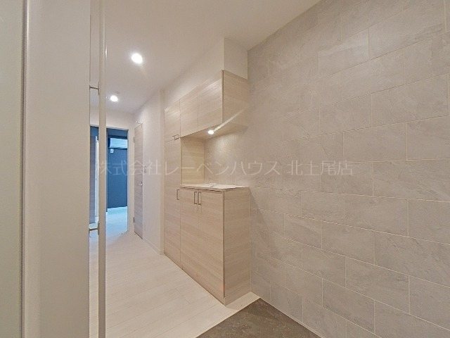 玄関　当社HPに沢山写真載ってます。