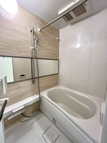 バス・シャワールーム　バス