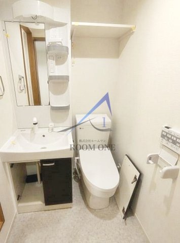 洗面設備　洗面台です。