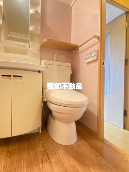 トイレ　※同マンション別部屋