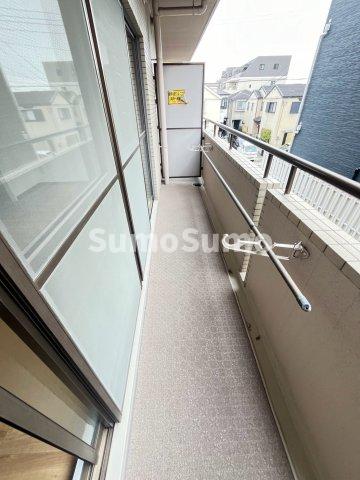 バルコニー　バルコニーがあります