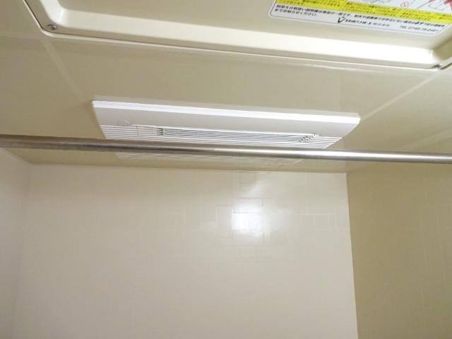 バス・シャワールーム　浴室乾燥機（イメージ）