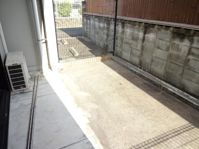 バルコニー　専用庭（イメージ）