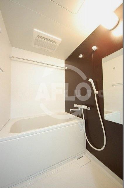 バス・シャワールーム　ヴィラ・リヴィエール　浴室