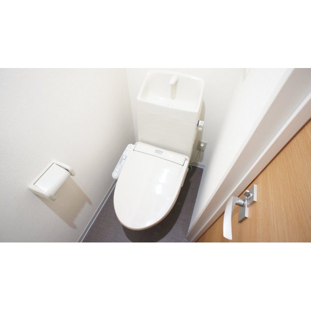 トイレ　シャワー付きトイレ