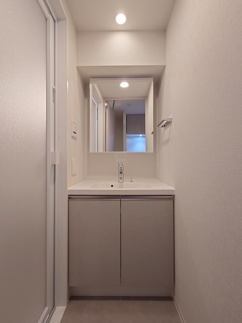 洗面設備　※写真は同タイプ住戸です。