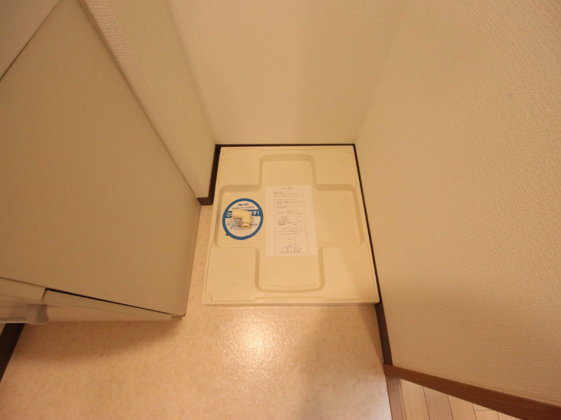 その他　浴室暖房乾燥機　洗濯機ご用意できます