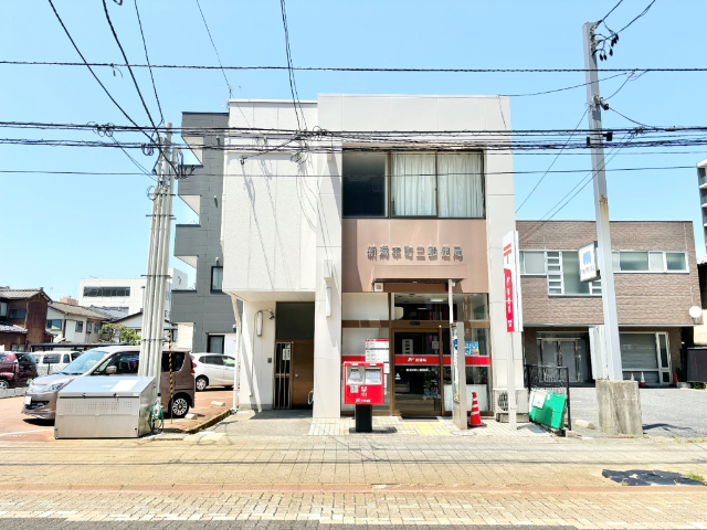 郵便局　新潟本町三郵便局（郵便局）まで240m