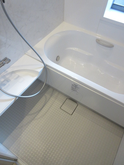 バス・シャワールーム　★浴室追い焚き・乾燥機★