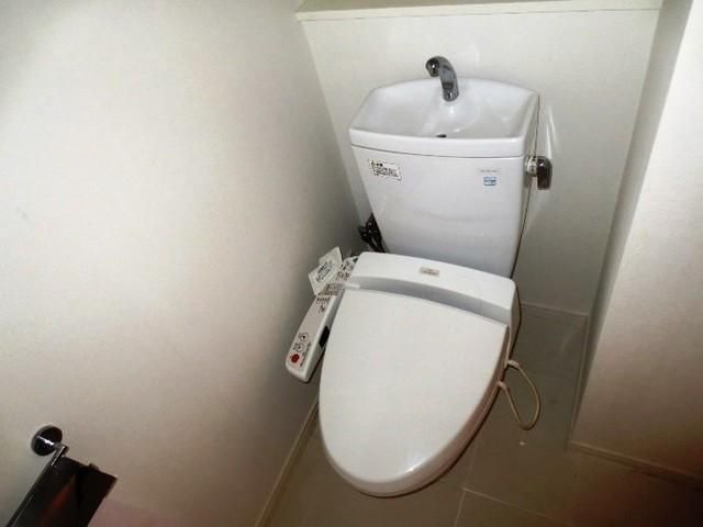 トイレ　トイレ