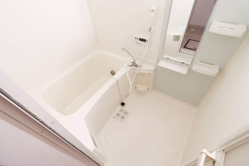 バス・シャワールーム　図面と現状に相違がある場合には現状を優先