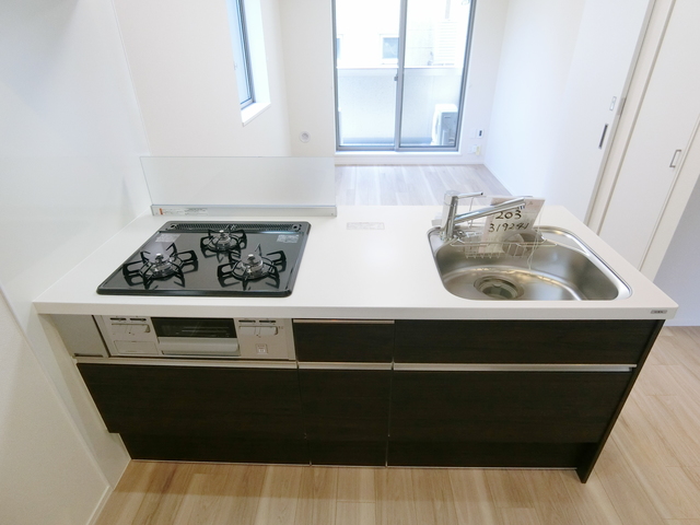 キッチン　★グリル付き3口ガスキッチン