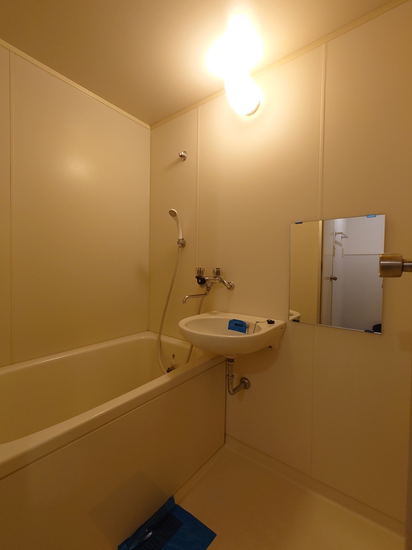 バス・シャワールーム　バス