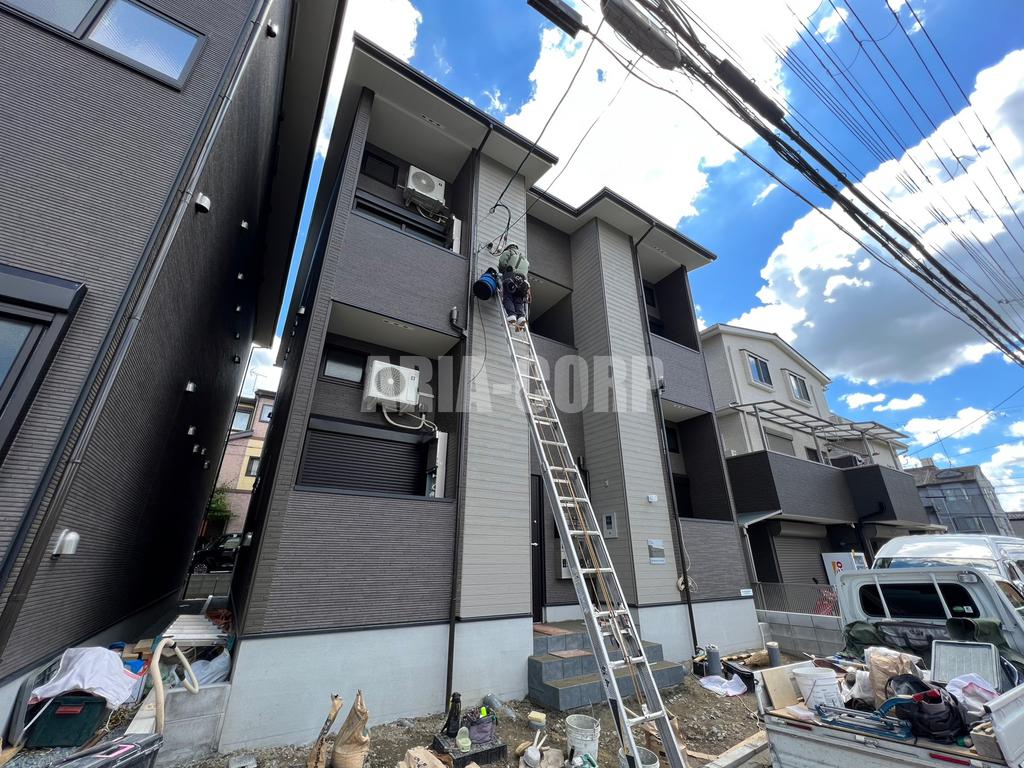 建物外観　2023年完成、大手ハウスメーカー施工のデザイナーズアパート