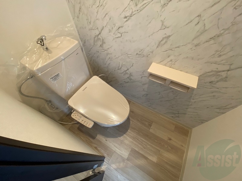 トイレ　ウォシュレット機能がついたトイレ。安心して使用できますね。