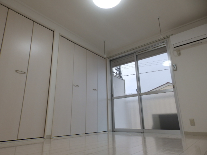 居室・リビング　洋室