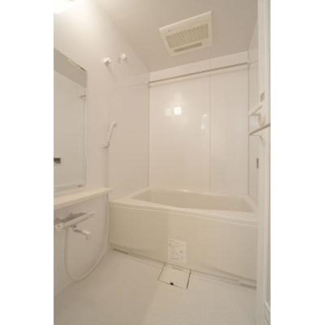 バス・シャワールーム　※写真は同タイプ住戸です。