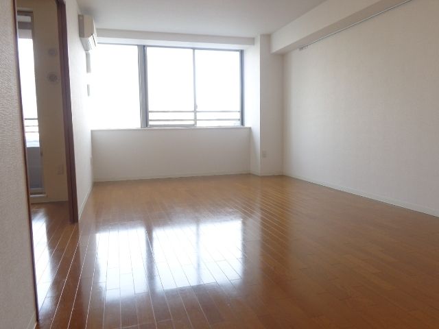 居室・リビング　リビング13.6帖