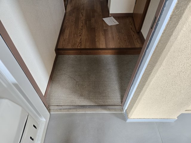 玄関　コーポラス葵