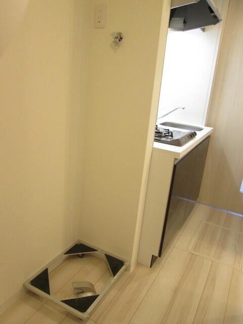 その他設備　洗濯機置場