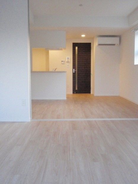 居室・リビング　☆明るい居室☆