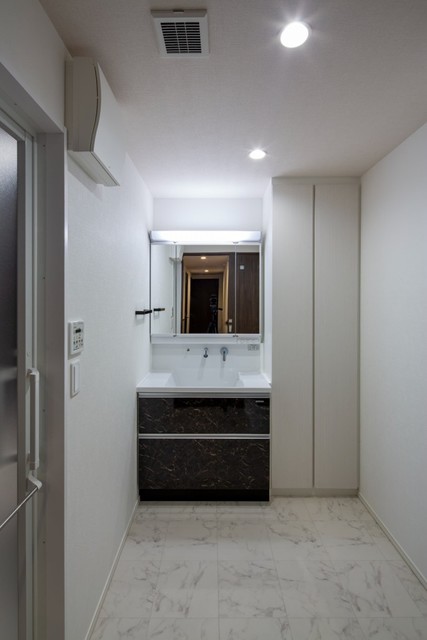 洗面設備　※反転タイプとなります。