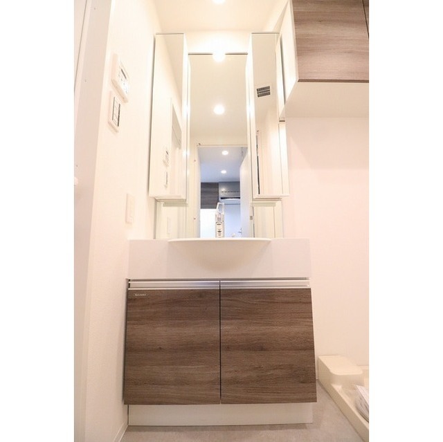 洗面設備　同タイプ写真　※現況優先