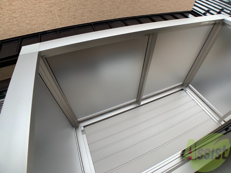 バルコニー　バルコニーがあるので洗濯物は外に干せそうですね。