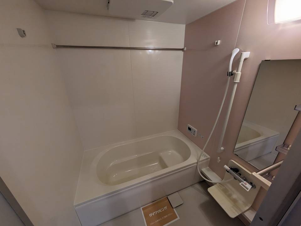 バス・シャワールーム　浴室