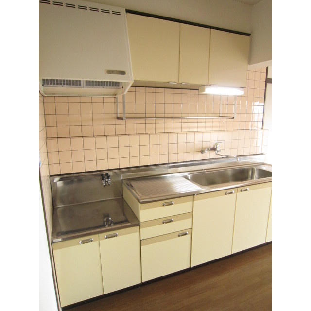 キッチン　二口コンロ設置可