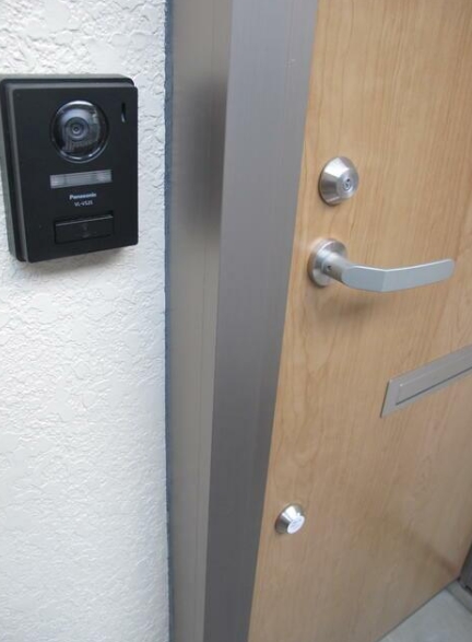 玄関　ダブルロックドア☆