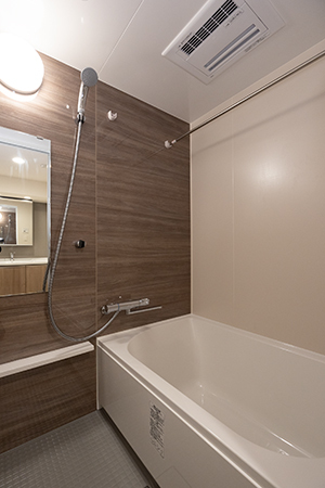 バス・シャワールーム