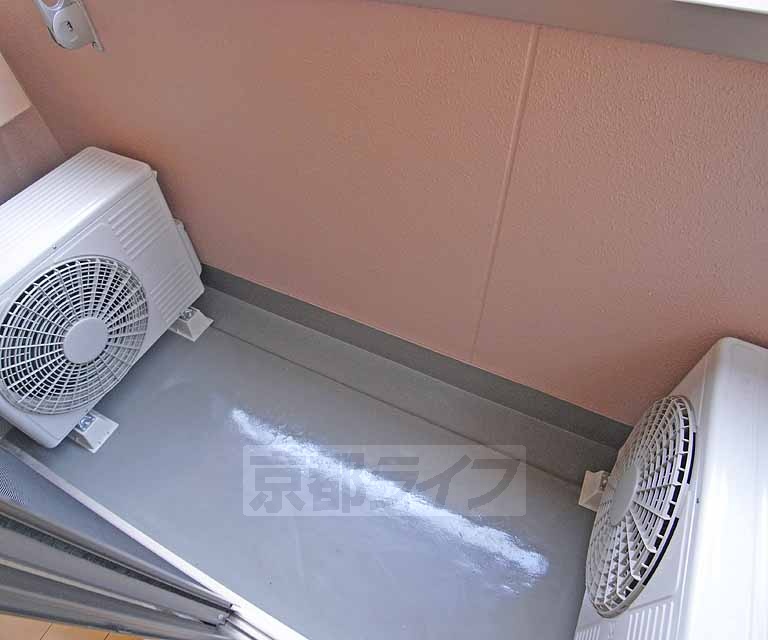 バルコニー　たくさん洗濯物が干せます。