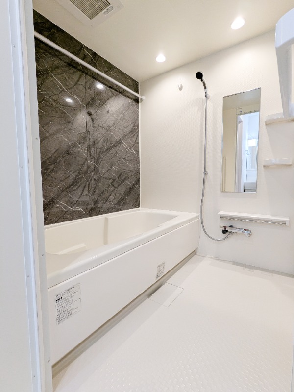 バス・シャワールーム　図面と現状に相違がある場合には現状を優先