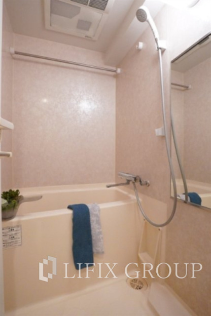 バス・シャワールーム　風呂