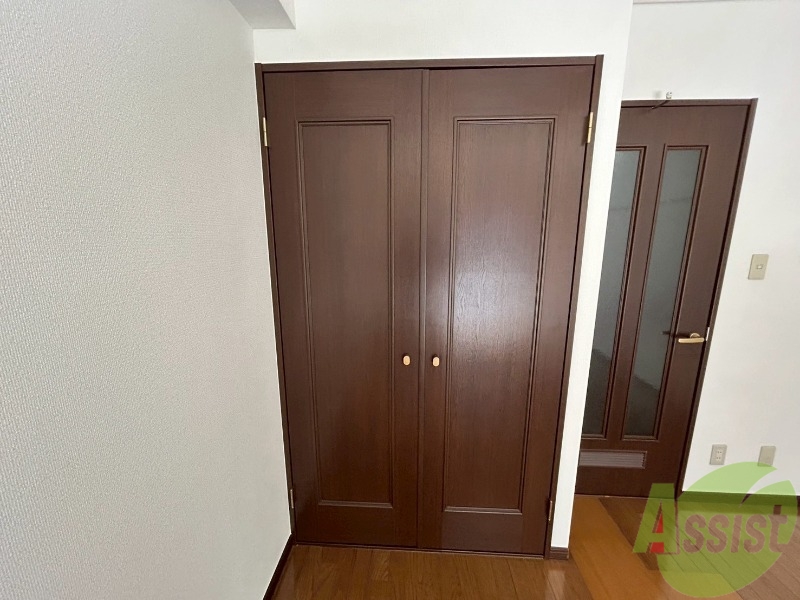 収納　大きめの収納です。有効活用してお部屋を広く使えますね。