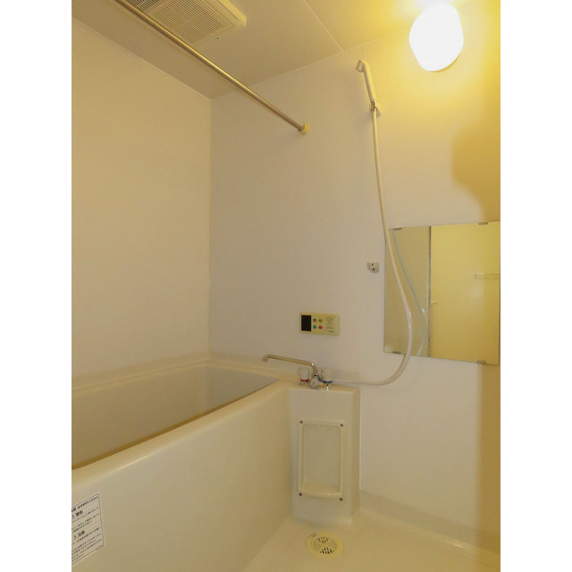 バス・シャワールーム　お風呂で日々の疲れを落としましょう