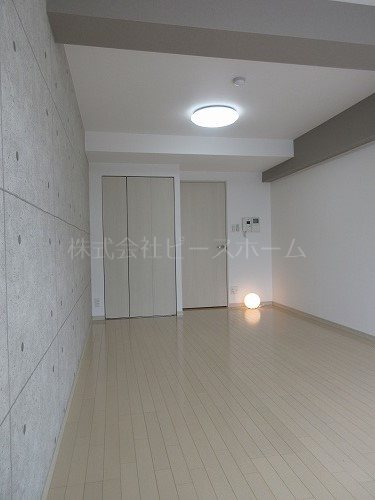 居室・リビング　※別号室参考写真