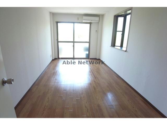 居室・リビング　居室