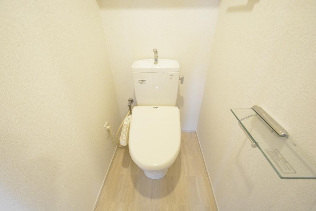 トイレ　シャワー付トイレ