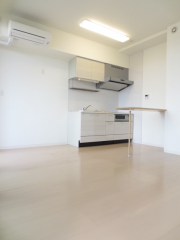 居室・リビング　別の部屋の写真です