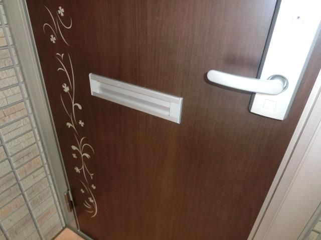 エントランス　ポスト完備