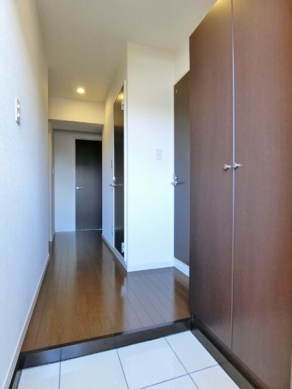 玄関　図面と現状に相違がある場合には現状を優先