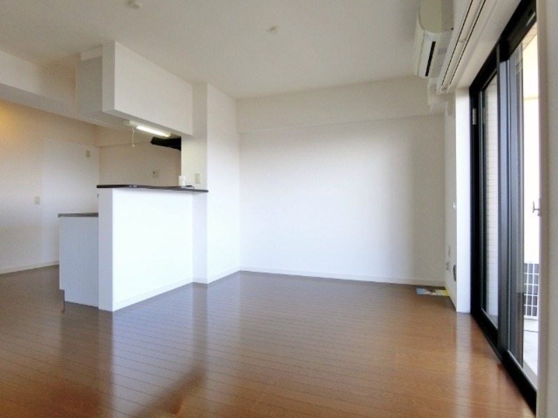 居室・リビング　図面と現状に相違がある場合には現状を優先