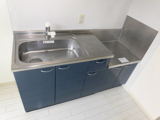 キッチン　収納多数のきれいなキッチンです。