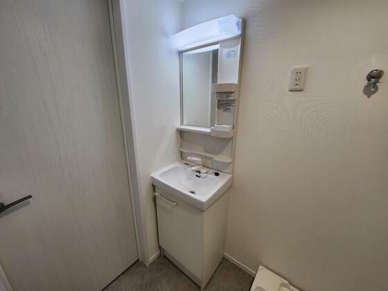 洗面設備　※同建築会社の別新築参考写真