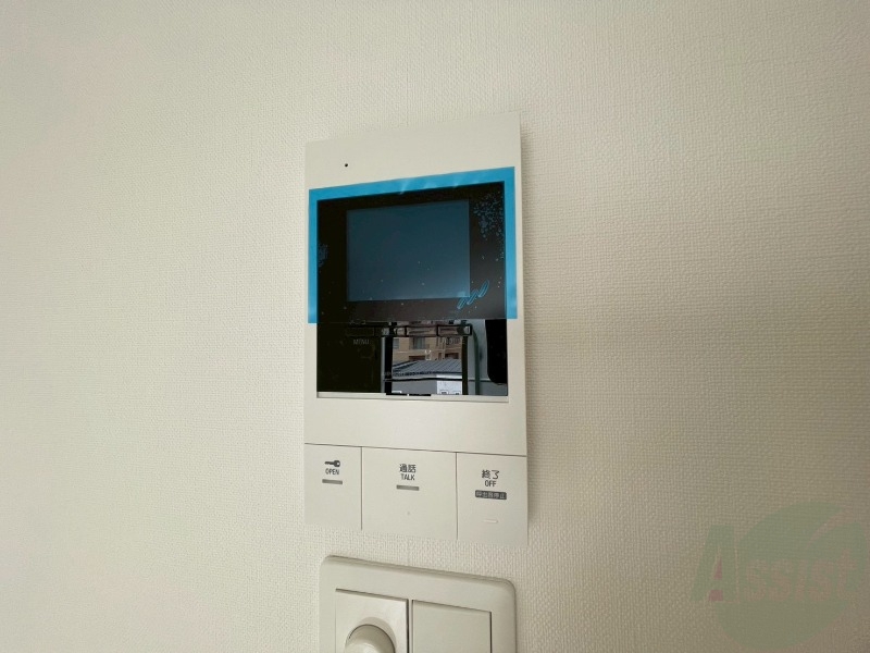 セキュリティ　ＴＶモニター付インターホンです。来客者の顔が見えるので安心！