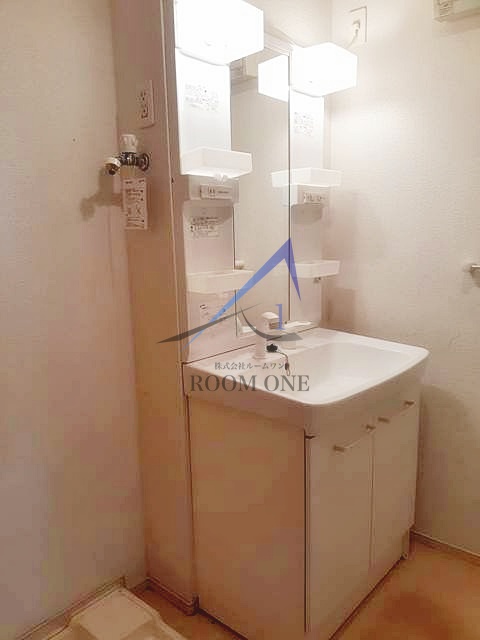 洗面設備　洗面台です。