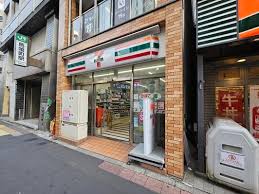 コンビニ　セブンイレブン日本橋馬喰町店（コンビニ）まで245m
