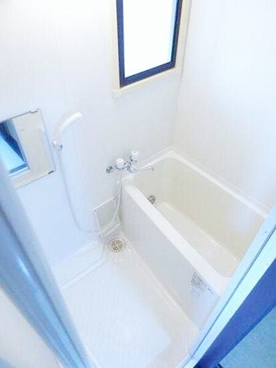 バス・シャワールーム　【南西向き2面採光の明るいお部屋♪】住環境良好おすすめ！ 【